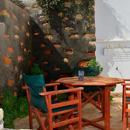 Onar Studios Apartment Koufonisia
