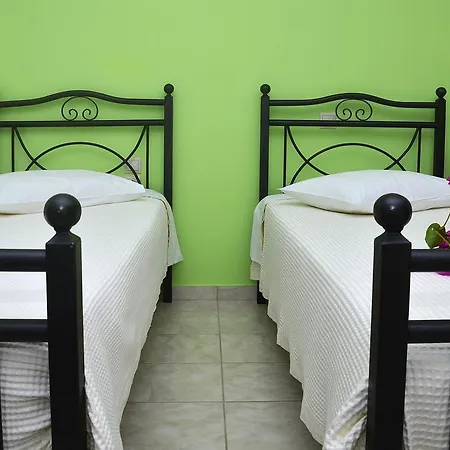 Onar Studios Apartment