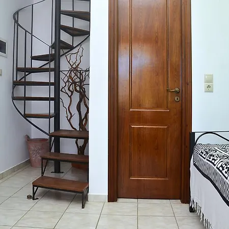 Onar Studios Apartment Koufonisia